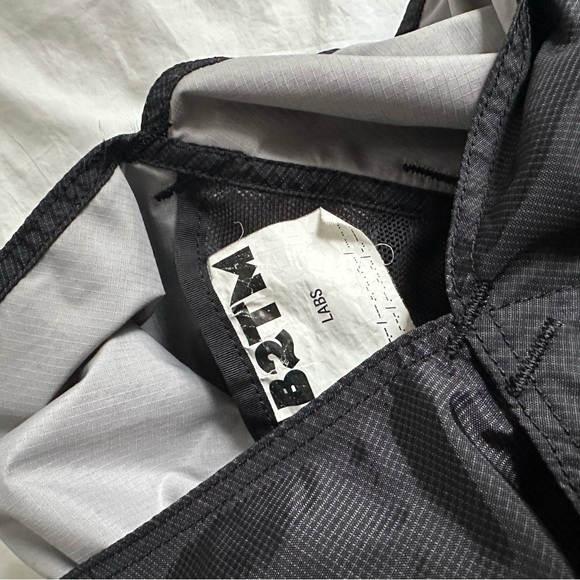 Baboon to the Moon / Triangle Tote in Black - Picture 4 of 4